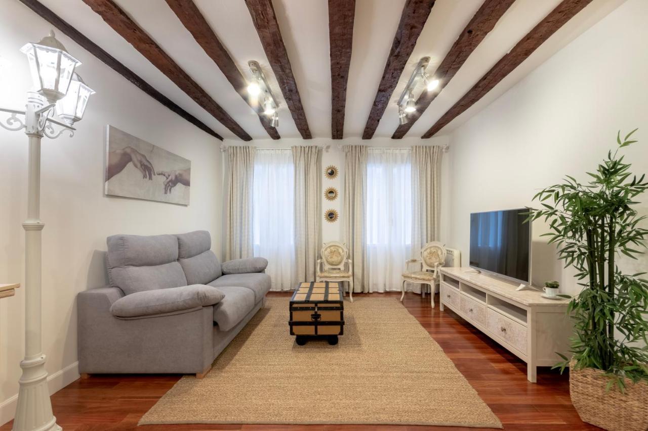 Precioso Apartamento Con Entrada Autonoma En El Casco Viejo Bilbao Kültér fotó